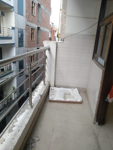 Balcony in 1 BHK Apartment at Chattarpur – for Rent