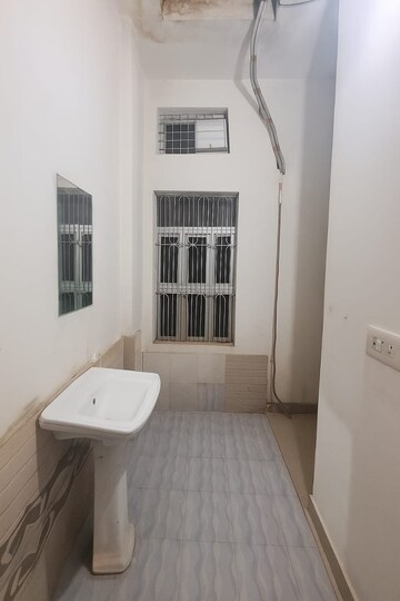 Building Lobby in 2 BHK Apartment at Rishita Manhattan, Gomti Nagar – for Rent