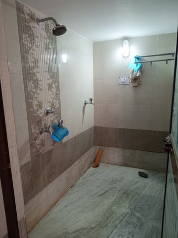 Bathroom in 3 BHK Apartment at Burma Mines – for Rent