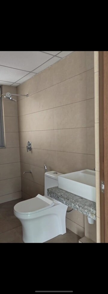 Bathroom in 2 BHK Apartment at Kalpataru Immensa, Kolshet Road – for Rent