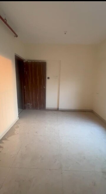 Room in 1 BHK Apartment at Ashoka Nahur Gaonthan Shivshakti CHS, Mulund West – for Sale