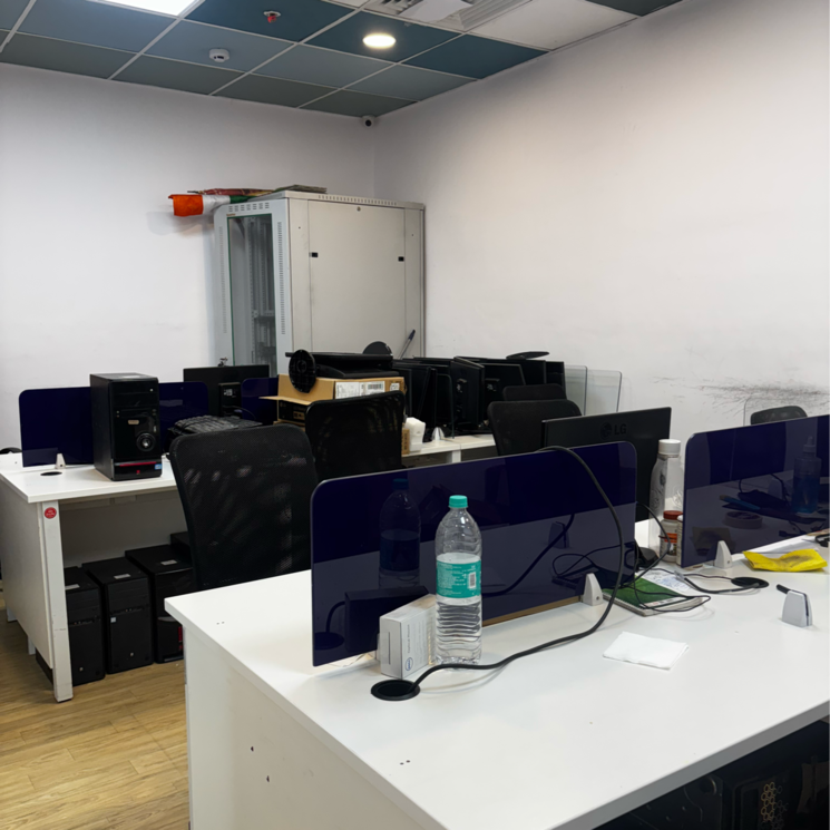 Team Area, grandslam-ithum Commercial Office Space in IT/SEZ 1900 Sq.Ft. In Wazidpur Noida 9080481