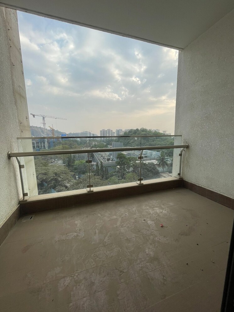 Balcony, shapoorji-pallonji-vicinia 4 Bedroom 1984 Sq.Ft. Apartment In Powai Mumbai 9080459