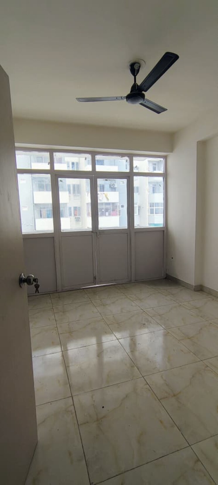 Room, sarvome-shree-homes 3 Bedroom 745 Sq.Ft. Apartment In Sector 45 Faridabad 9080503