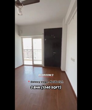 Room in 3 BHK Apartment at Galaxy Vega, Tech Zone 4 Greater Noida – for Sale