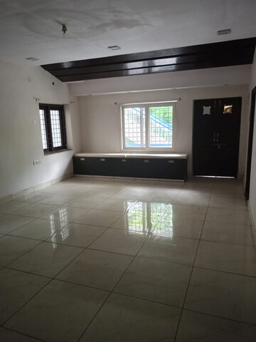 Room in 3 BHK Apartment at Lakdi Ka Pul – for Sale