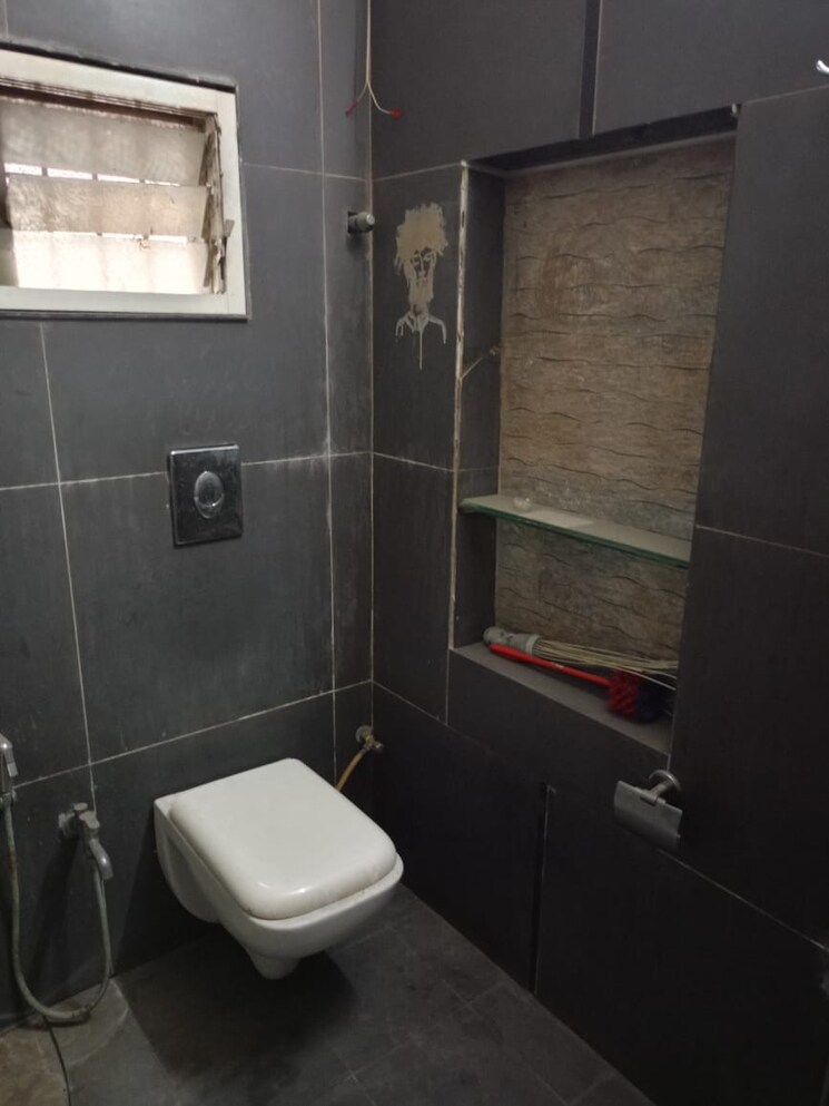 Bathroom, lakdi ka pul 3 Bedroom 1755 Sq.Ft. Apartment In Lakdi Ka Pul Hyderabad 9080333