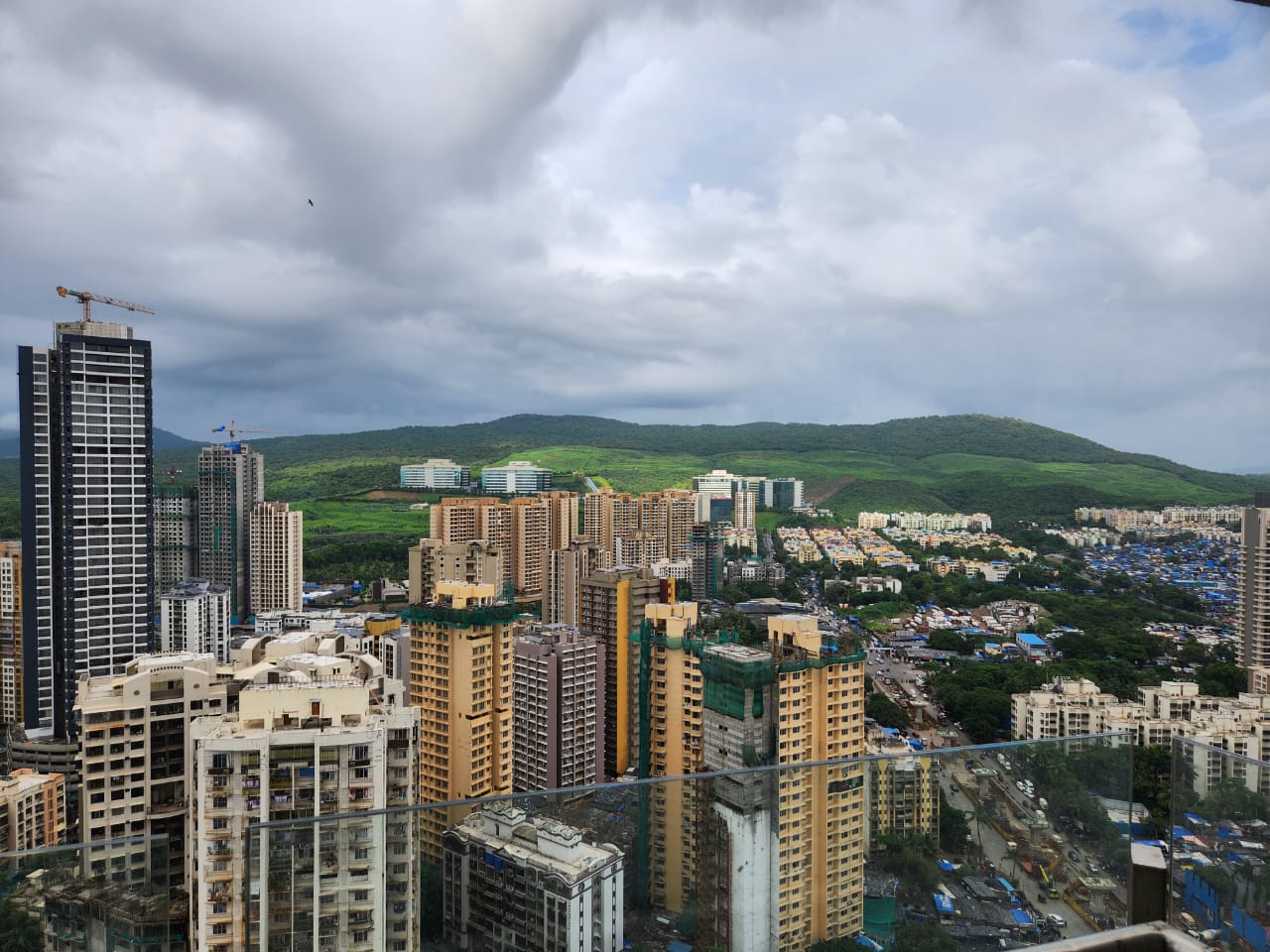 2 BHK Apartment For Rent in JP Decks