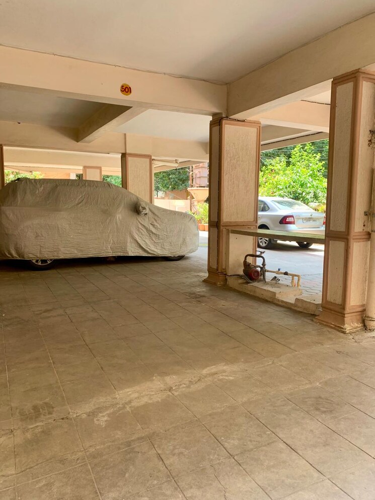  Parking, west marredpally 3 Bedroom 1850 Sq.Ft. Apartment In West Marredpally Hyderabad 9080557