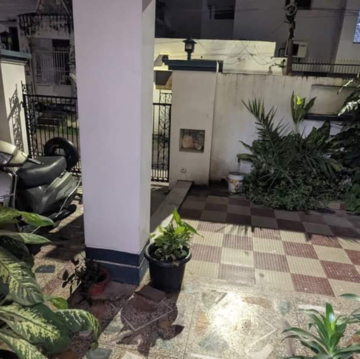 Balcony in 2 BHK Independent House at Gomti Nagar – for Rent