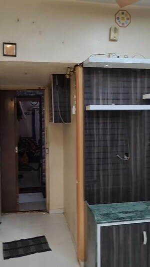 Building Lobby in 1 RK Apartment at Shiv Darshan CHS Mulund, Mulund West – for Sale