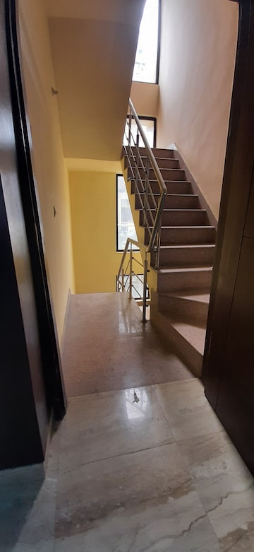 Balcony in 3 BHK Builder Floor at Landcraft Golflink Villas, Pandav Nagar – for Rent