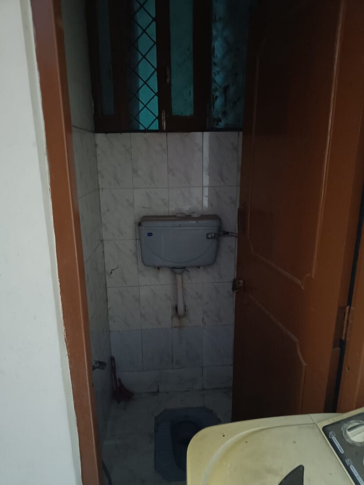 Other, govindpuri 2 Bedroom 810 Sq.Ft. Builder Floor In Govindpuri Delhi 9080667