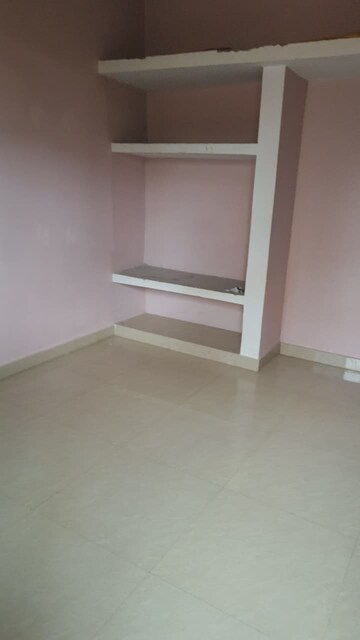 Room in  Shop at Morabadi – for Rent
