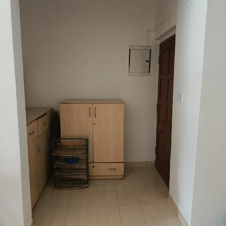 Bathroom, green park extension 4 Bedroom 300 Sq.Yd. Builder Floor In Green Park Extension Delhi 9080699