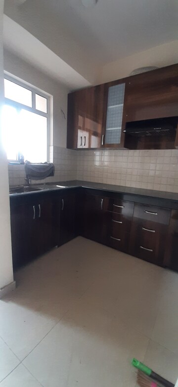 Kitchen in 3 BHK Builder Floor at Landcraft Golf Links, Pandav Nagar – for Rent