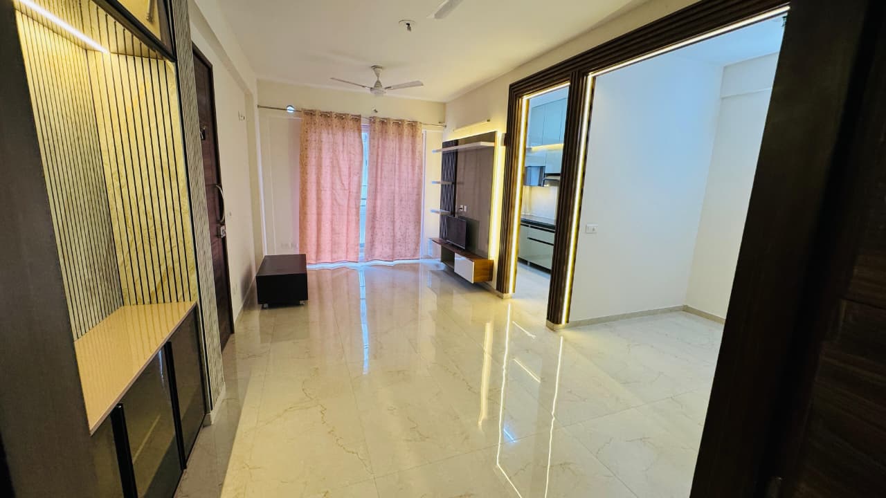 2.5 BHK + Study Room Apartment For Rent in Smart World Gems