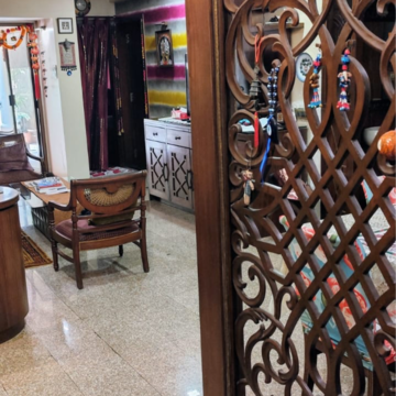Living Room in 2.5 BHK Apartment at Ashoka Tower Andheri, Versova – for Rent