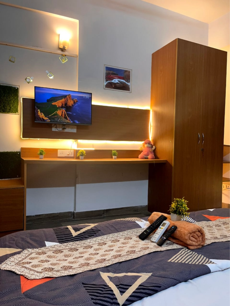 Bedroom, paramount-golf-forest-studio-apartments-oak-towe Studio 651 Sq.Ft. Apartment In Upsidc Site C Greater Noida 9080761