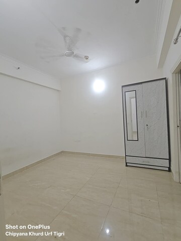 Room in 1 BHK Apartment at Gaur City 2 - 14th Avenue, Sector 16c Greater Noida – for Rent
