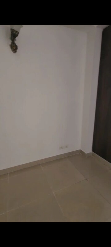 Room in 2 BHK Apartment at Amrapali Empire, Sain Vihar – for Sale