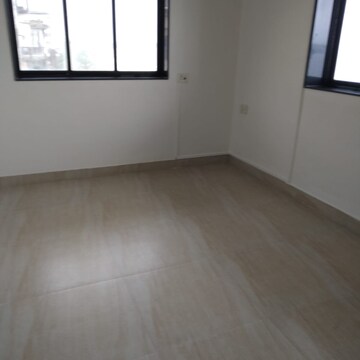 Room in 4 BHK Apartment at Silver View Apartments, Versova – for Rent