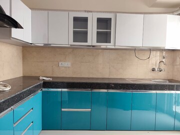 Kitchen in 3 BHK Apartment at Gomti Nagar – for Rent