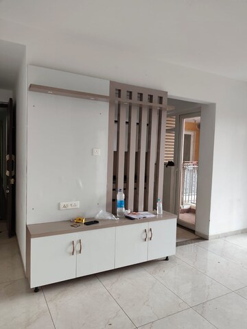Room in 3 BHK Apartment at Gomti Nagar – for Rent