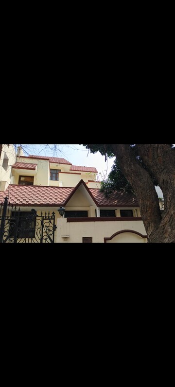 4 BHK Independent House For Rent in Dlf Phase I