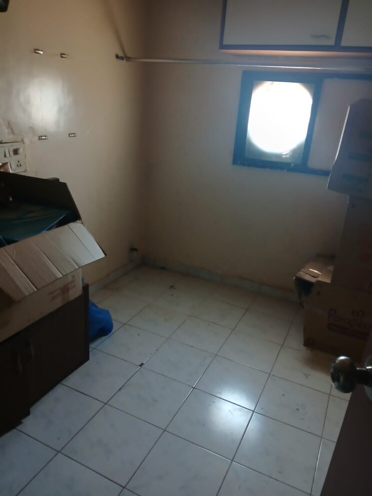 Bathroom, nyati-meadows 3.5 Bedroom 1500 Sq.Ft. Apartment In Wadgaon Sheri Pune 9080897