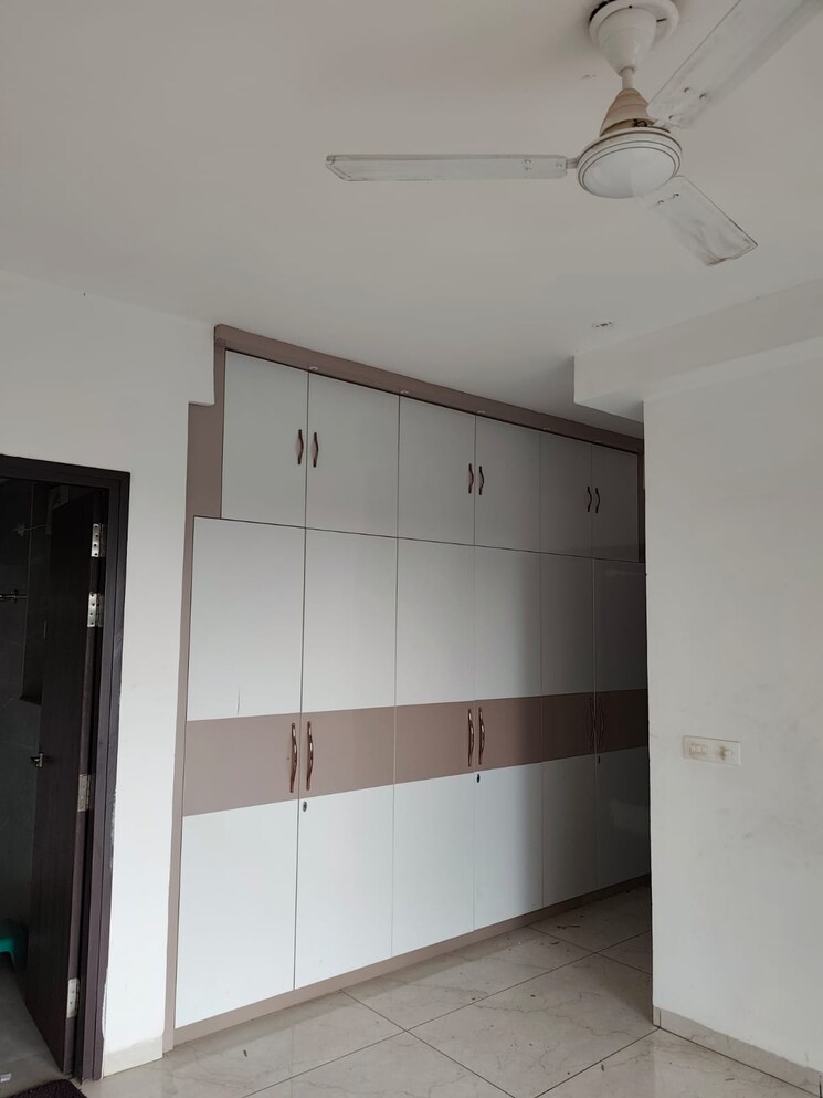 Kitchen, rishita-manhattan 3.5 Bedroom 1800 Sq.Ft. Apartment In Gomti Nagar Lucknow 9080895