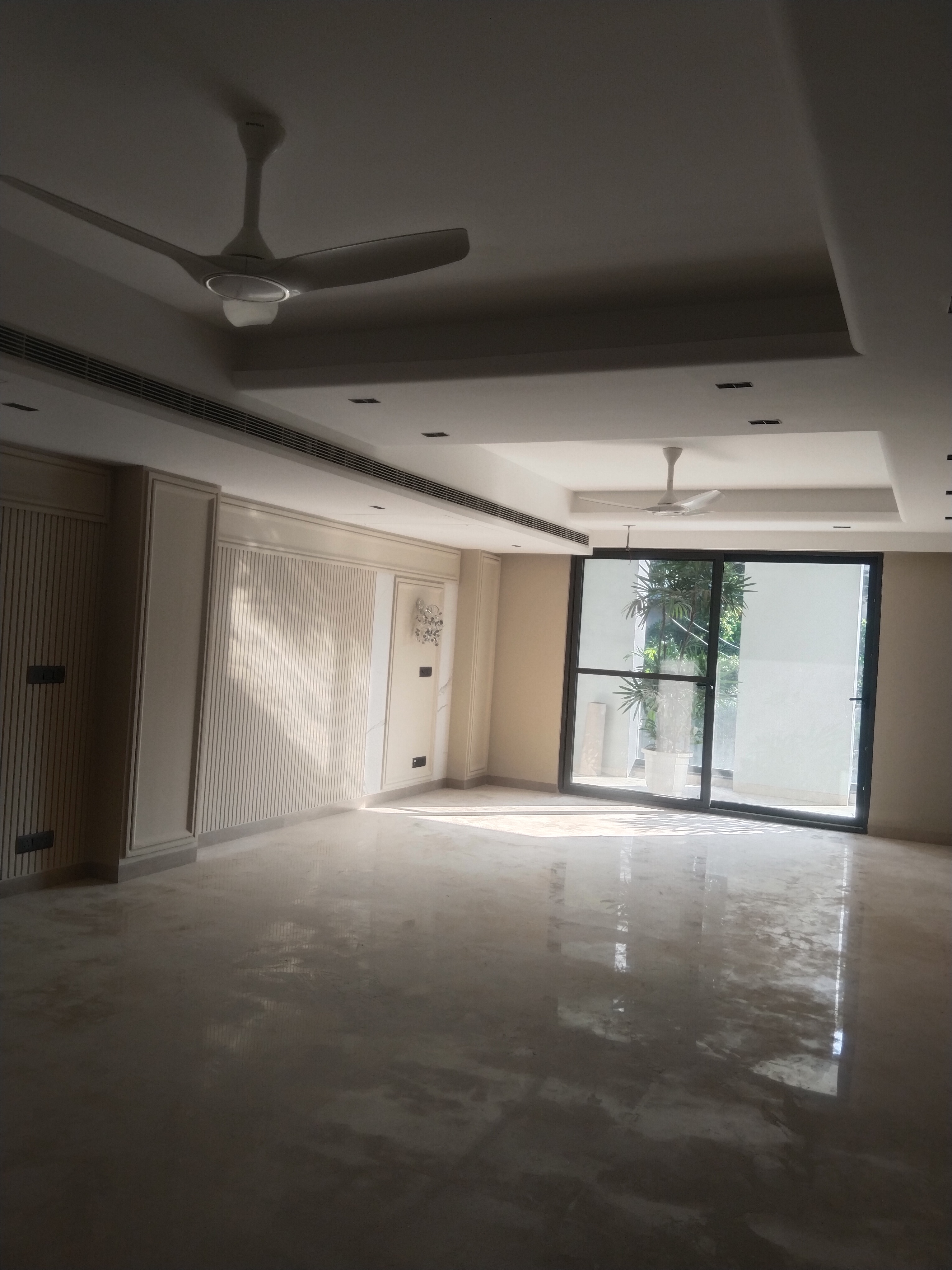 4 BHK + Servant Room,Extra Room Builder Floor For Sale in DLF Phase I