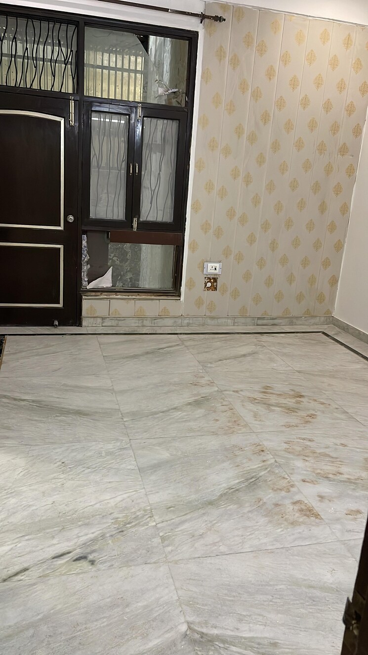 Room, sai-homes-sector-49 6 Bedroom 153 Sq.Mt. Independent House In Sector 49 Noida 9080923