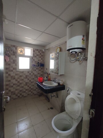 Bathroom in 3.5 BHK Apartment at Anthem French Apartment, Sector 16b Greater Noida – for Sale
