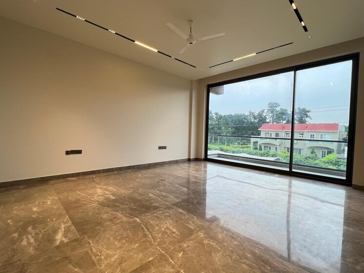 Room, vasant kunj 6+ Bedroom 1 Acre Villa In Vasant Kunj Delhi 9080915