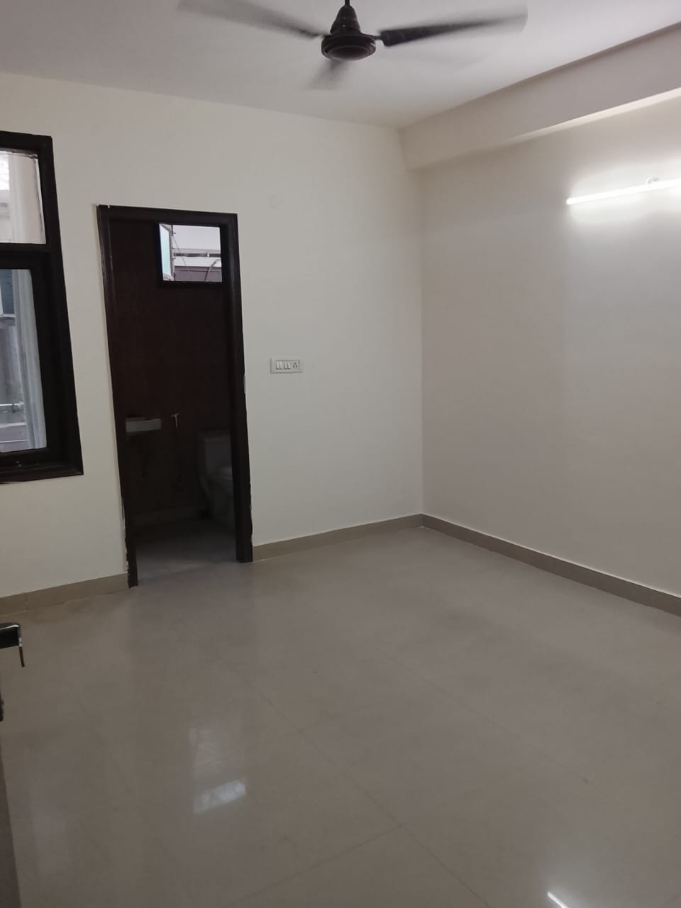 2 BHK Builder Floor For Rent in Chattarpur