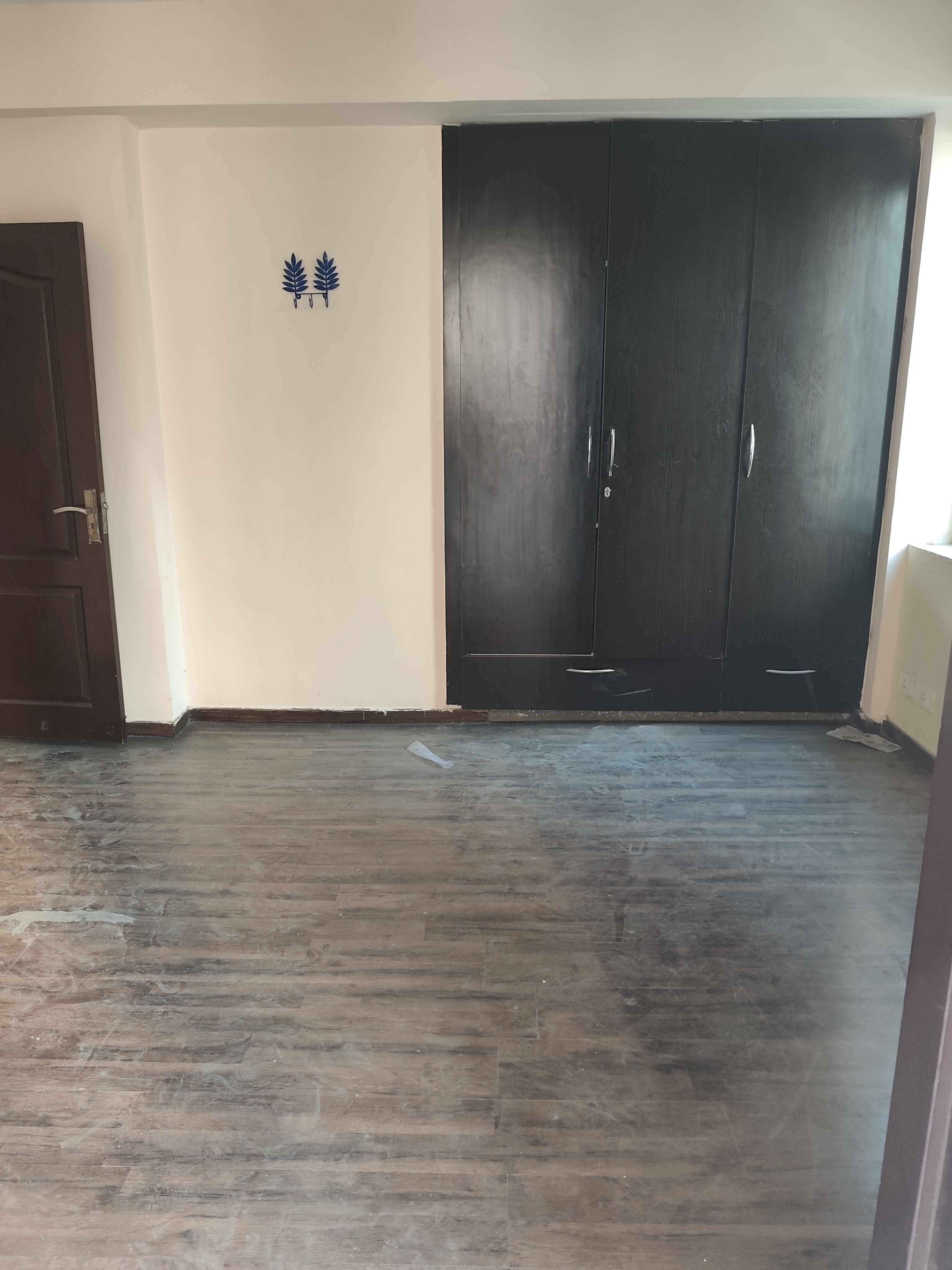 2 BHK + Study Room Apartment For Rent in Sikka Karmic Greens