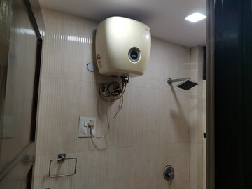 Bathroom in 1 BHK Builder Floor at Lajpat Nagar ii – for Rent