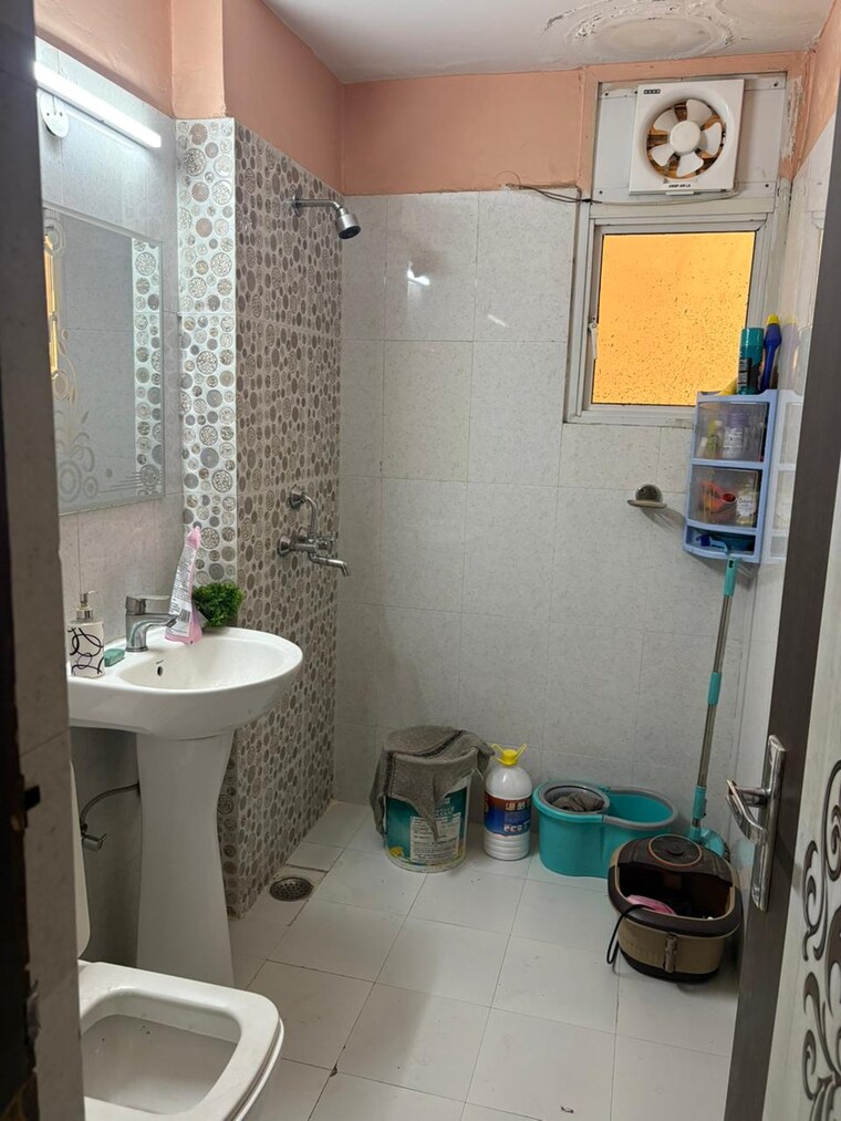 Team Area, anthem-french-apartment 2.5 Bedroom 1148 Sq.Ft. Apartment In Sector 16b Greater Noida Greater Noida 9081051