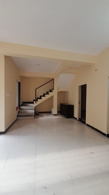 Staircase in 4 BHK Villa at Avanti Vihar – for Rent