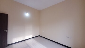 Room in 4 BHK Villa at Avanti Vihar – for Rent