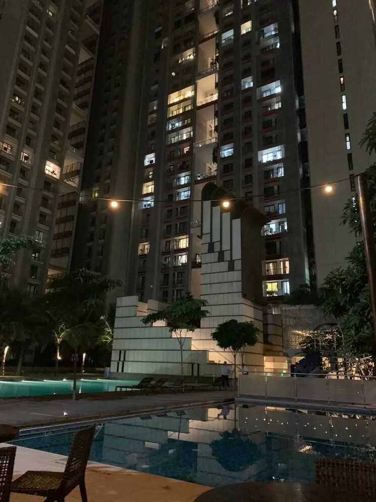 Exterior View, lodha-new-cuffe-parade 3 Bedroom 1100 Sq.Ft. Apartment In Wadala Mumbai 9081055