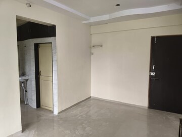 Room in 1 BHK Apartment at Happy Home Sarvodaya Leela, Thakurli – for Rent