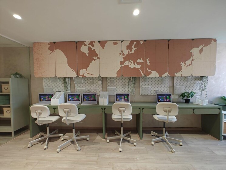 Team Area, bhoomi-9-business-bay Commercial Office Space 968 Sq.Ft. In Malad West Mumbai 9081103