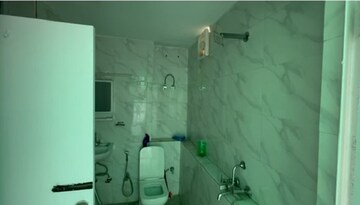 Bathroom in 1 RK Independent House at Dlf City Phase 3 – for Rent