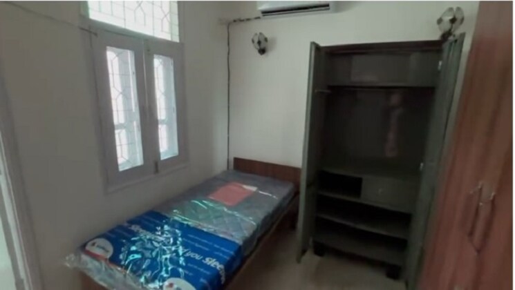 Bedroom, dlf city phase 3 1 RK 450 Sq.Ft. Independent House In Dlf City Phase 3 Gurgaon 9081097