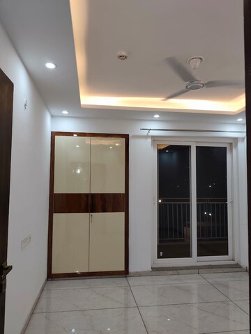 Building Lobby in 3.5 BHK Apartment at Rishita Manhattan, Gomti Nagar – for Rent