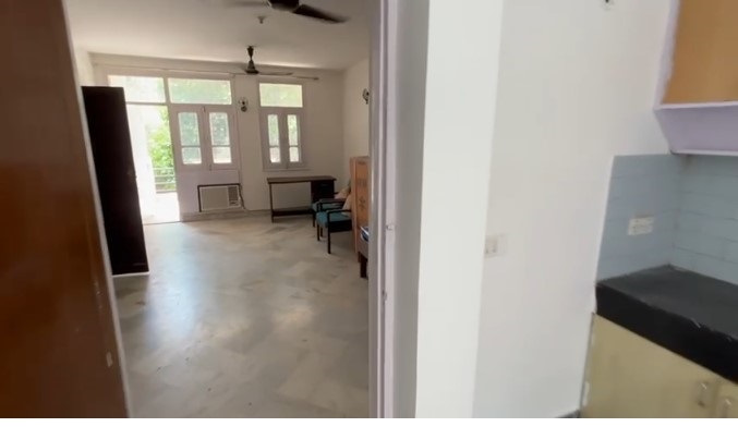 1 BHK + Pooja Room Independent House For Rent in DLF City Phase 3