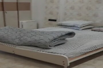 Bedroom in 3 BHK Builder Floor at Jeewan Nagar – for Rent