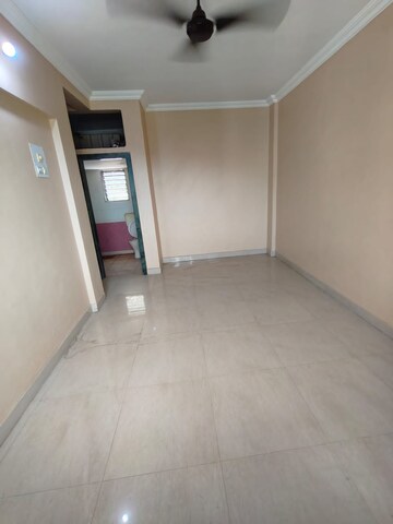 Room in 2 BHK Apartment at Kalyan West – for Rent